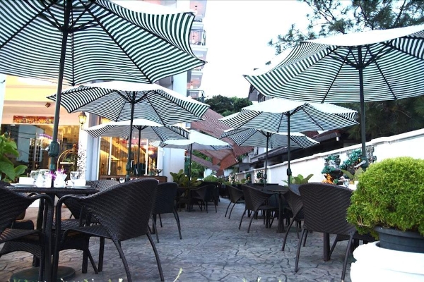 Arenaa Deluxe Boutique Hotel